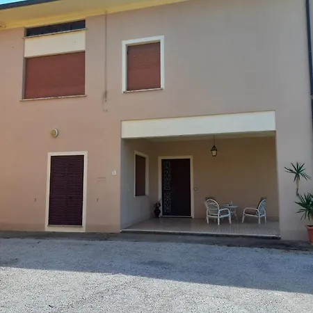 La Casa Dell'olivo בית נופש פשיה